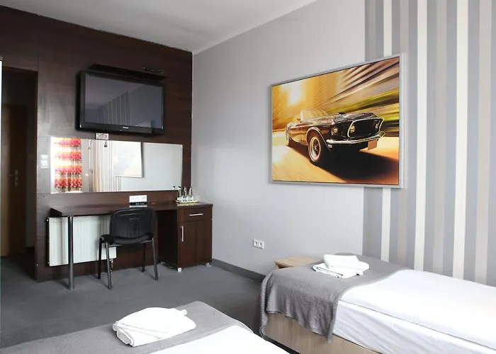 Отель Sunny Познань