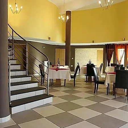 Sunny Otel