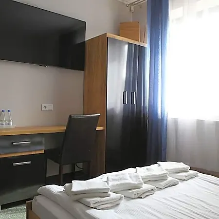Otel Sunny Poznan