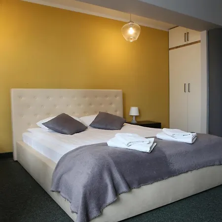 Sunny Hotel 3*